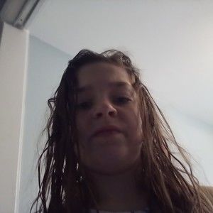 Meet your Posher, Leah